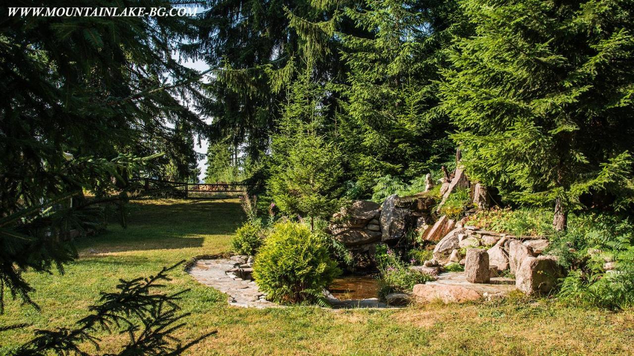 “Family Аpart - Смолянски Езера“ Smolyan Exterior foto