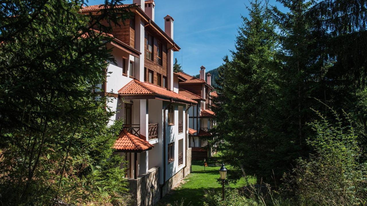 “Family Аpart - Смолянски Езера“ Smolyan Exterior foto